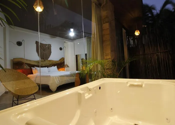 Hotel Akkuun - Adults Only 4*